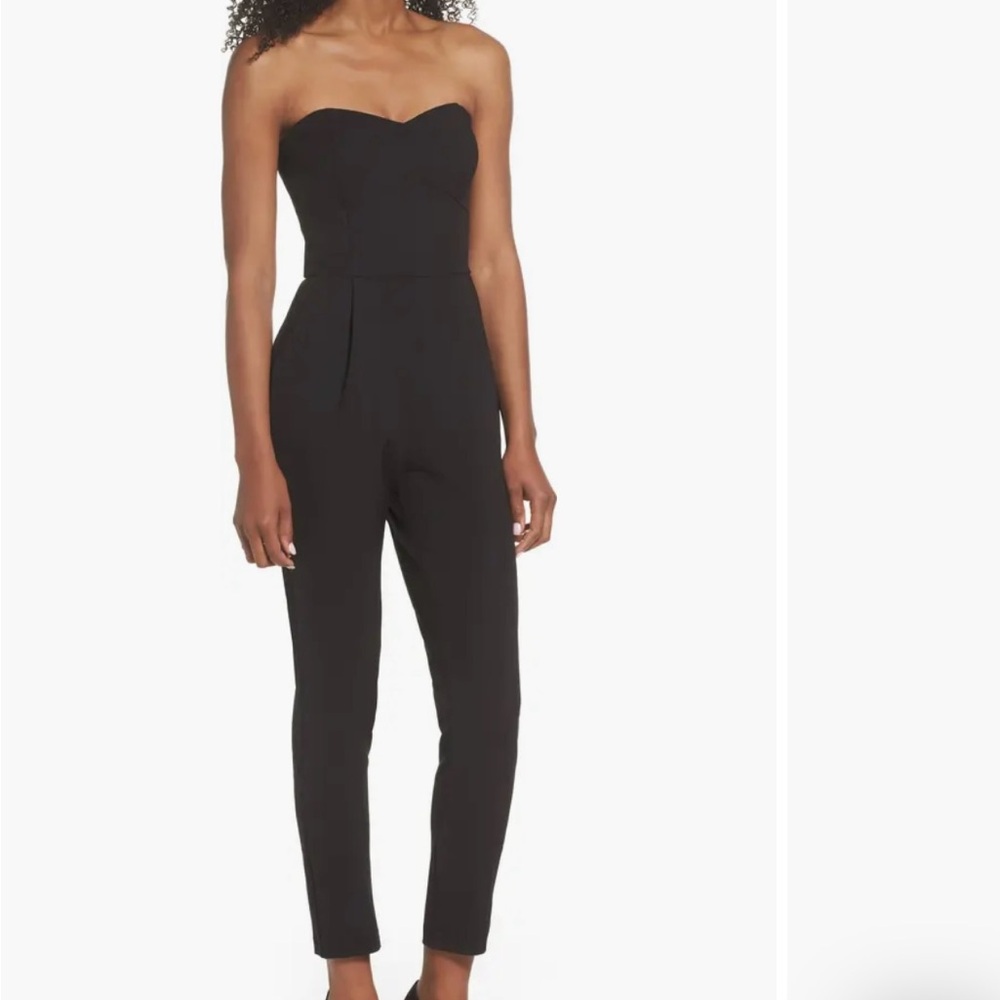 NWT- Nordstrom Adelyn Rae- strapless slim leg jumpsuit size small